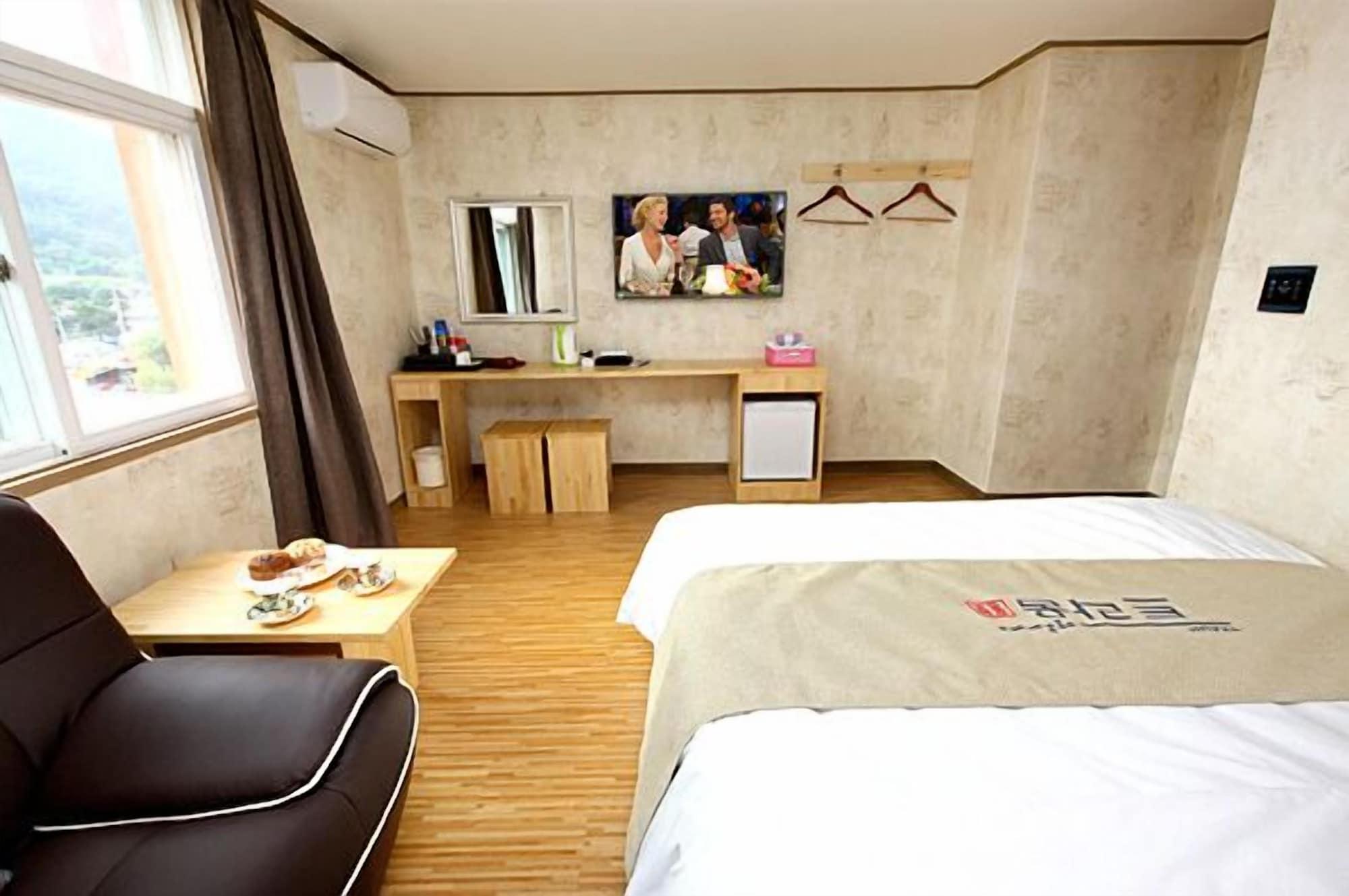 Traum Hotel & Condo Капхьон Екстериор снимка