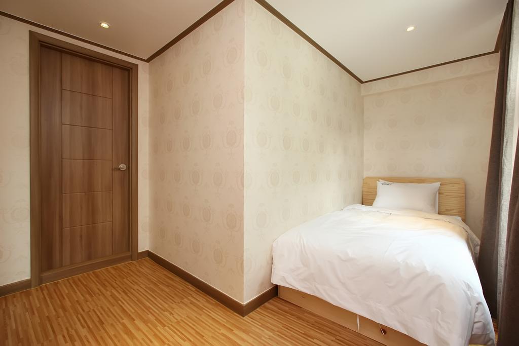 Traum Hotel & Condo Капхьон Екстериор снимка